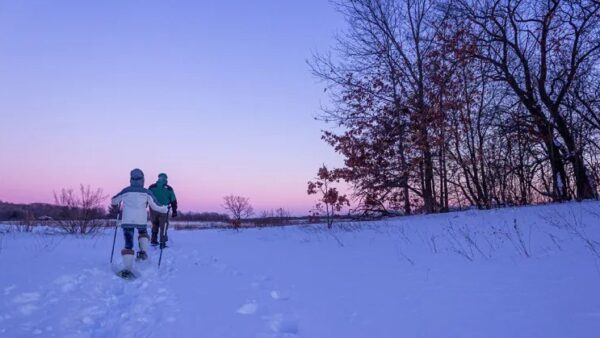 Devil's lake winter camping picture