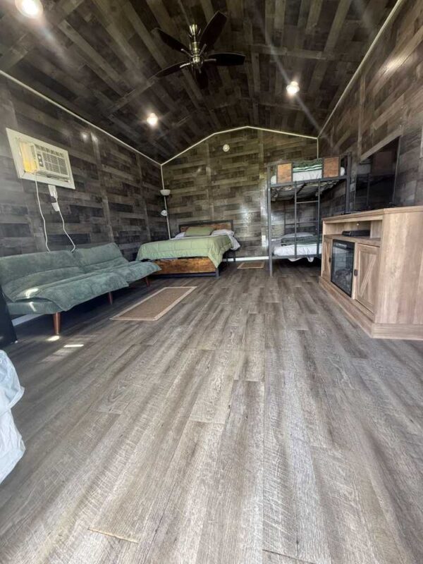Wolf pack cabin